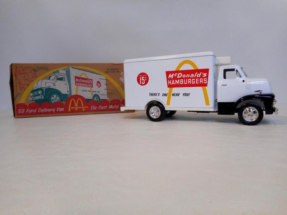 McDONALD'S -Bank - 1953 Ford Delivery Truck. NIB.