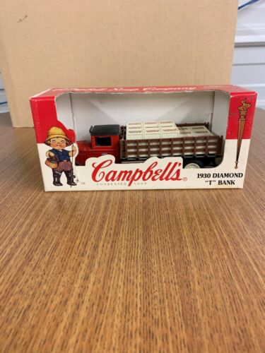Die Cast Truck Campbell's Soup 1930 Diamond T Back ERTL 1996 Bank