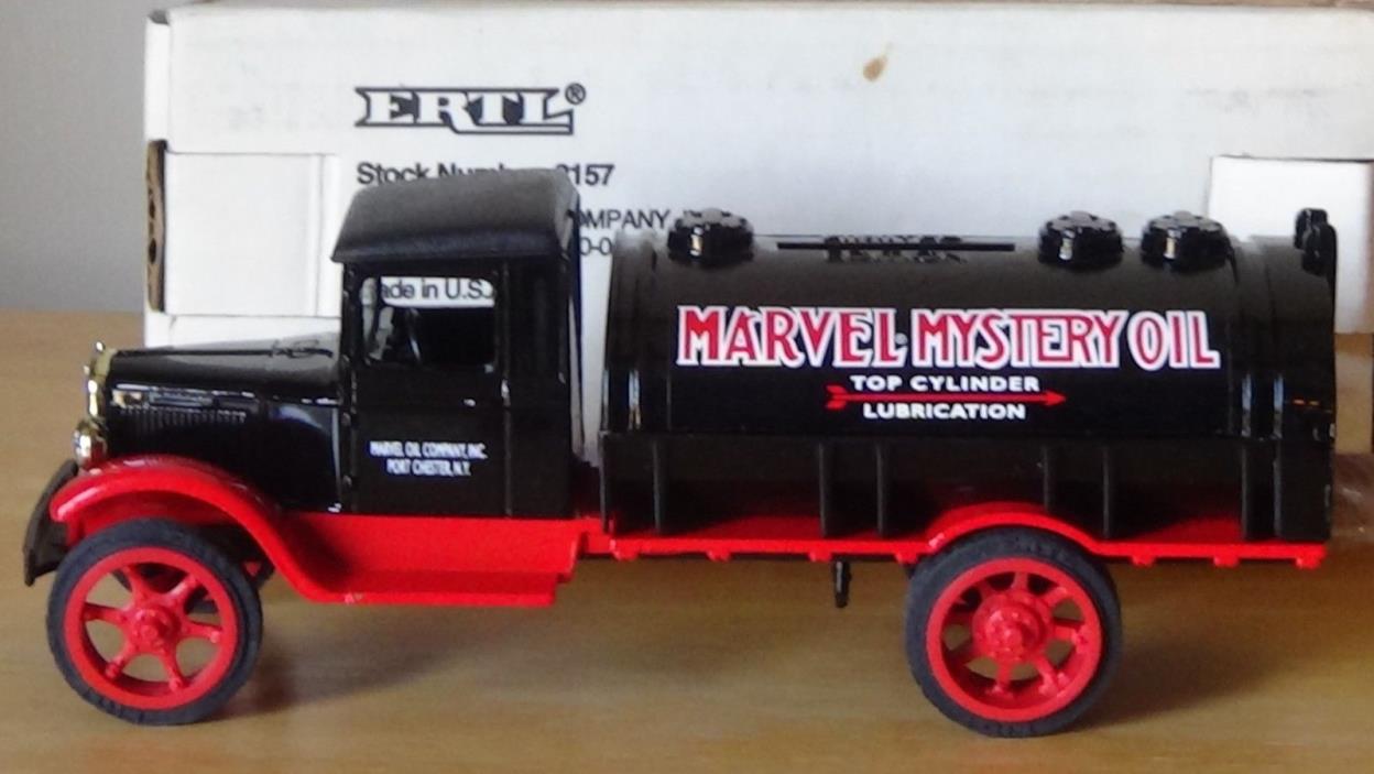 ERTL Marvel Mystery Oil 1931 Hawkeye Tanker Truck Locking Bank NEW in Box #2157