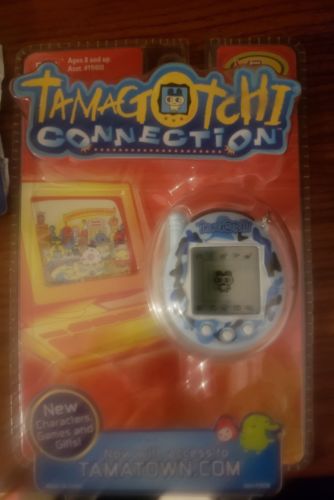 Bandai 2006 Tamagotchi Connection Version 3 (V3)