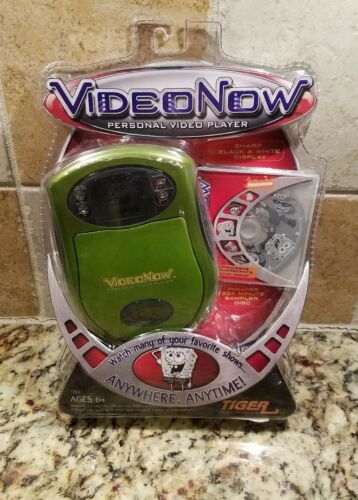 NEW '03 Hasbro Tiger Electronics Video Now Personal Video Player Green SpongeBob