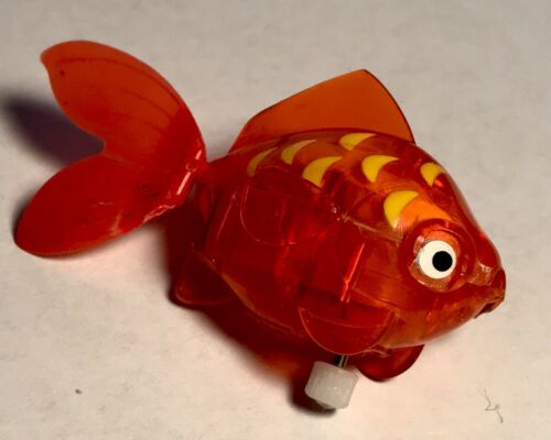 Tomy Swimming Fish Goldfish Wind Up Bubble Eyed Orange - Works Great