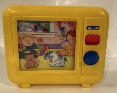 VINTAGE 1990 Shelcore Baby's Musical Wind Up TV Radio w/ Moving Screen & Handle