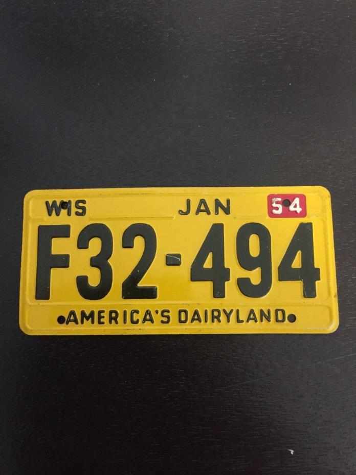 Mini License Plate ~ Wisconsin 1954 ~ American's Dairyland ~  Cereal Premium ?