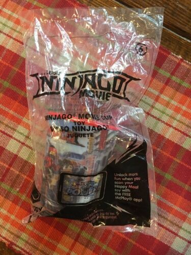 The LEGO Ninjago Movie - #6 HOLOGRAPHIC CUP 2017 McDonalds Happy Meal Toy