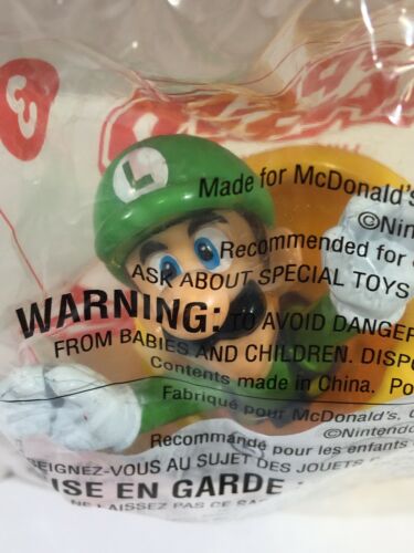 New In Bag Mcdonalds Happy Meal Toy Super Mario Luigi Launcher #3
