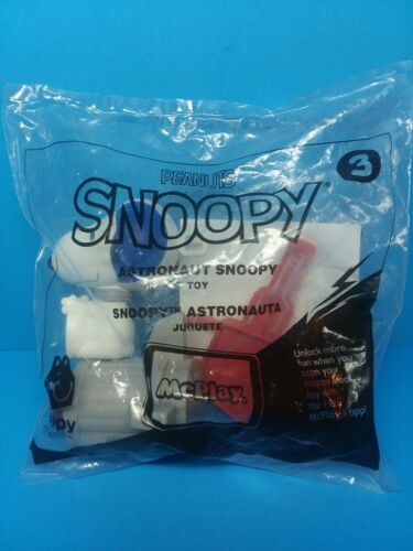 Peanuts SNOOPY ~ #3 ASTRONAUT SNOOPY w/Clip ~ 2018 McDonalds Toy NEW