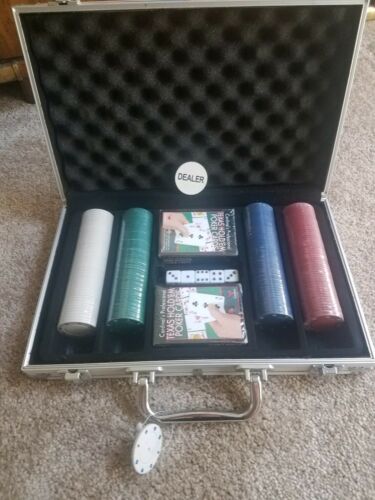 Texas Hold'em Poker Set (Cards and Chips)
