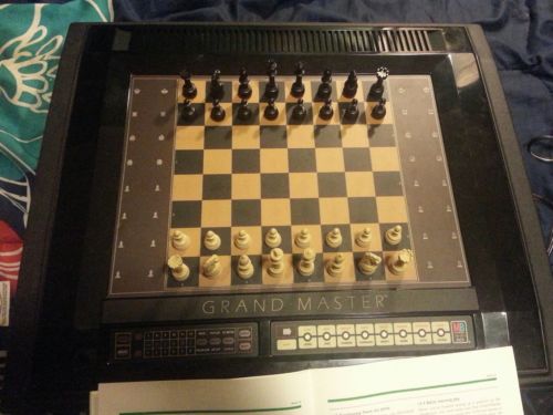RARE Vintage Milton Bradley 1983 Electronic Grand Master Chess In Box, Working
