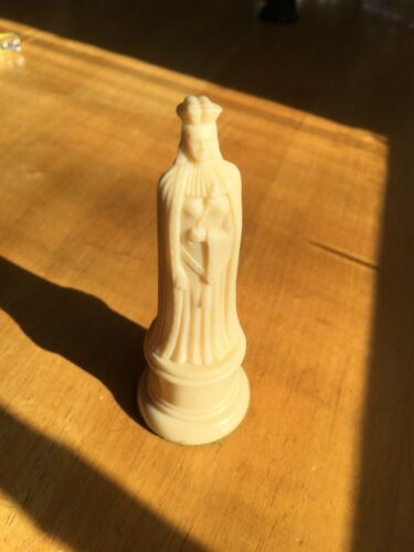 Medieval White Ivory Chess Queen 3.5” Game Piece Plastic Weighted Felt Bottom