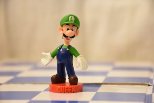 Super Mario Chess QUEEN Luigi Replacement Pieces Cake Topper Nintendo