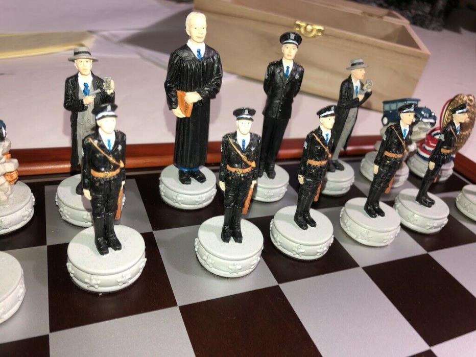 COPS vs ROBBERS Themed CHESS SET
