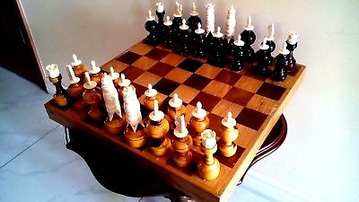 BEAUTIFUL VINTAGE HUGE HAND CARVED WOOD & BON CHESS SET WITH BOARD