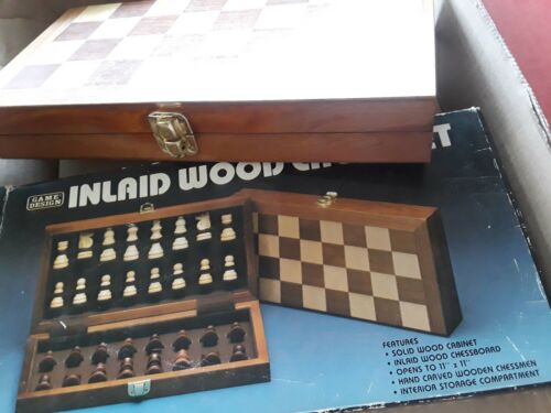 GAME DESIGN inlaid wood chess set 11