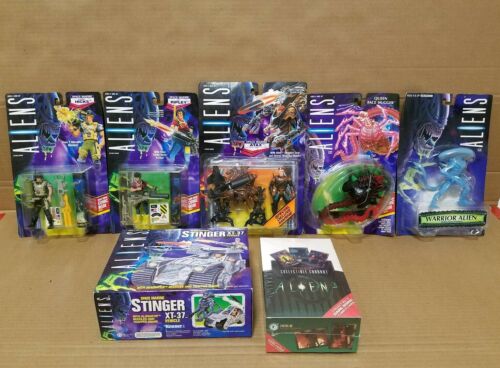 ALIENS, Set of 6 Action Figures + Aliens Collectible Cards, Kenner 1992-1996.