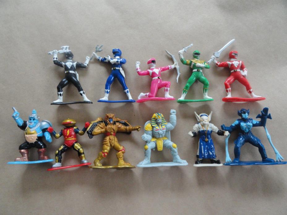 Vintage Power Rangers Action Figures Assortment