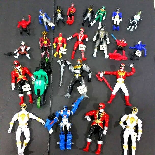 Lot Huge 23 Mixed Collective Power ranger action figures