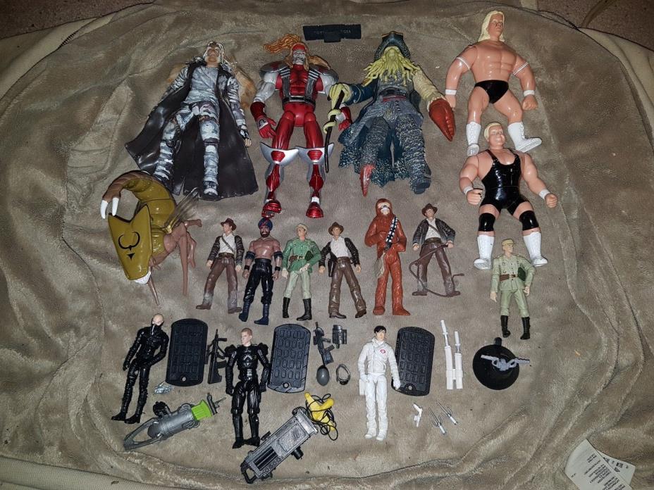 lot of 16 Mixed 2000's Action Figures - Indiana Jones - Aliens - WCW Wrestling