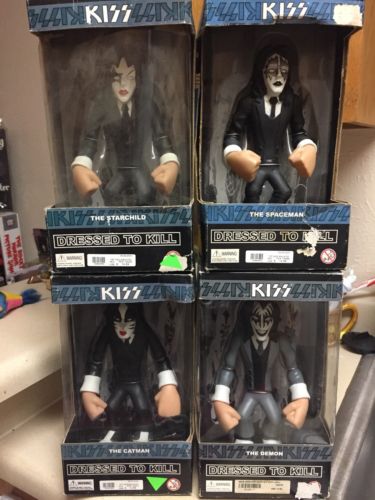 2003 STRONGHOLD GROUP--KISS DRESSED TO KILL--THE Whole GROUP ?? Rough Boxes
