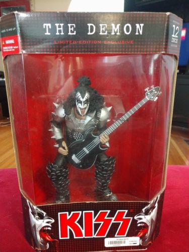 2004 McFarlane Kiss The Demon - Gene Simmons in Destroyer Costume - 12 inch