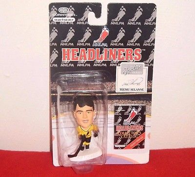 TEEMU SELANNE NHLPA 1996 Corinthian Headliners Figure Signature Series H002