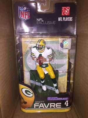 McFarlane NFL EXCLUSIVE BRETT FAVRE  WHITE JERSEY GREEN BAY PACKERS NEW IN BOX