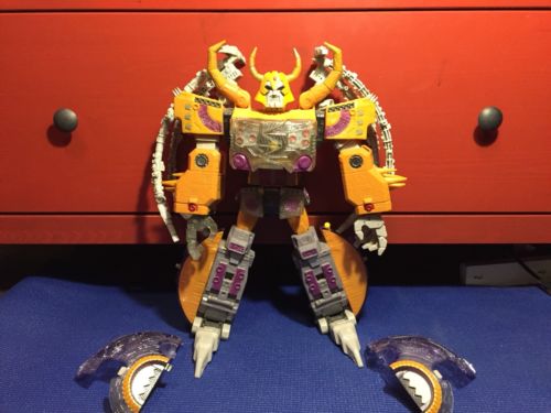 Transformers Armada 2003 Unicron Figure (Great Condition)