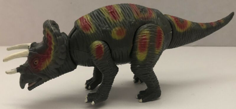 2004 Triceratops Dinosaur K & M 6” Hard Figure