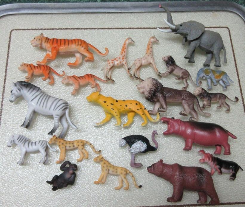Lot of 20 Wild Plastic Toy Animals