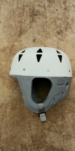 EUC Danmar Products Special Needs Hard-Shell Lightweight 9709 Helmet Size LARGE