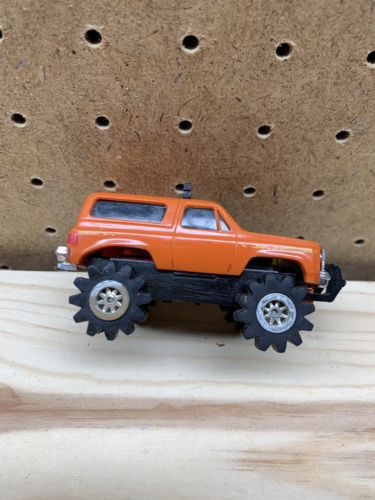 VINTAGE 1980'S SCHAPER STOMPER 4X4 Chevy Blazer WORKS AND LIGHTS UP