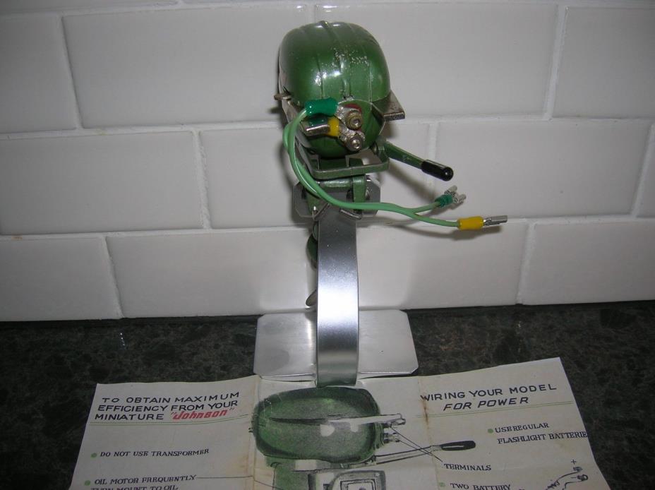 TOY OUTBOARD MOTOR K&O 1954 JOHNSON TOY WOOD BOAT MOTOR VINTAGE BATTERY OPERATED