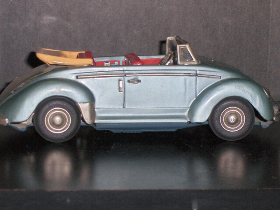 1950's Japan TN Nomura VW Convertible B/O Tin Beetle Car W/ Forward/Reverse VGC