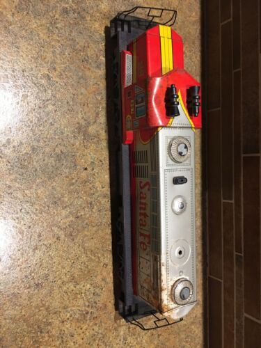 VINTAGE TRADEMARK MADE IN JAPAN TIN BATTERY OPERATED SANTE FE TRAIN *AS- IS*
