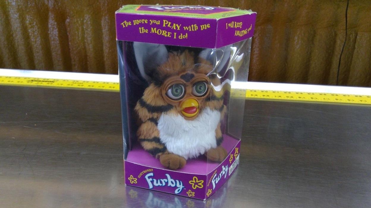 Vintage 1998 Tiger Furby gray Eyes, Tiger stripes 70-800 NIB