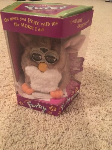 New Vintage 1998 Tiger Electronic FURBY (Model 70-800) Original Box