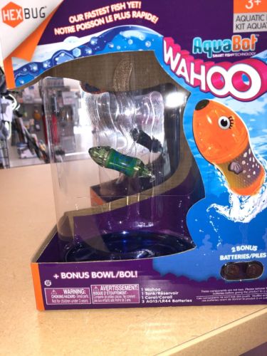 Hexbug AquaBot Wahoo with Bowl & Fish (Colors Varies)