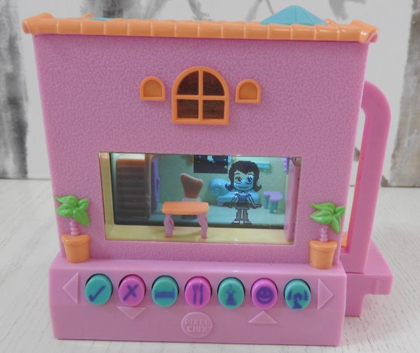 Pixel Chix Pink  House With Rooftop Pool  Electronic 2005 Mattel H8332
