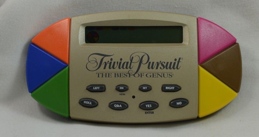 HASBRO TRIVIAL PURSUIT THE BEST OF GENUS ELECTRONIC HANDHELD GAME TESTED 1997