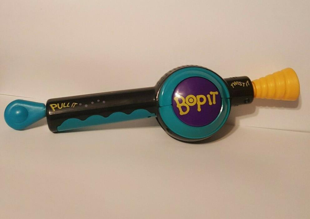 Original 1996 Bop It Pull It Twist It Handheld Electronic Game by Hasbro WORKING
