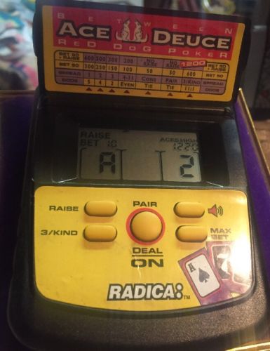 Radica: Between Ace Deuce Red Dog Poker Handheld Electronic Game