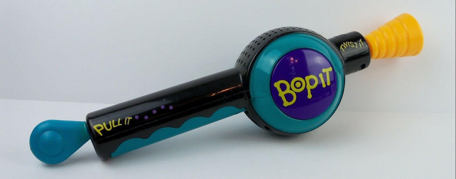 1996 Hasbro Bop It Original Talking Handheld Electronic Reflex Game Tested Works