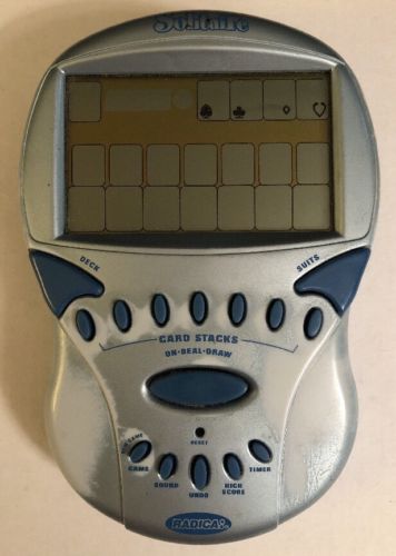 2000 Radica Big Screen Solitaire Electronic Handheld Game w/ Undo Button WORKS