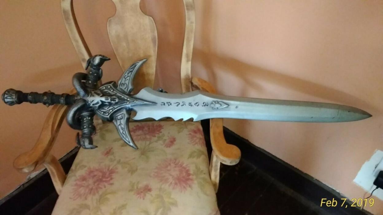 larp latex barbarian sword