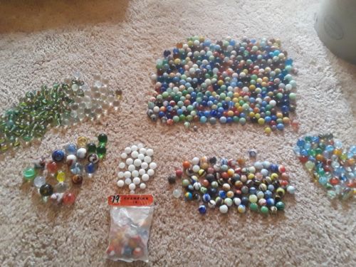 ESTATE FIND Large and small vintage shooters marbles many different ones!!