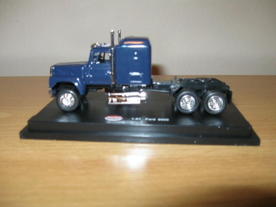 Model Power HO SCALE Ford 9000 Tractor Truck