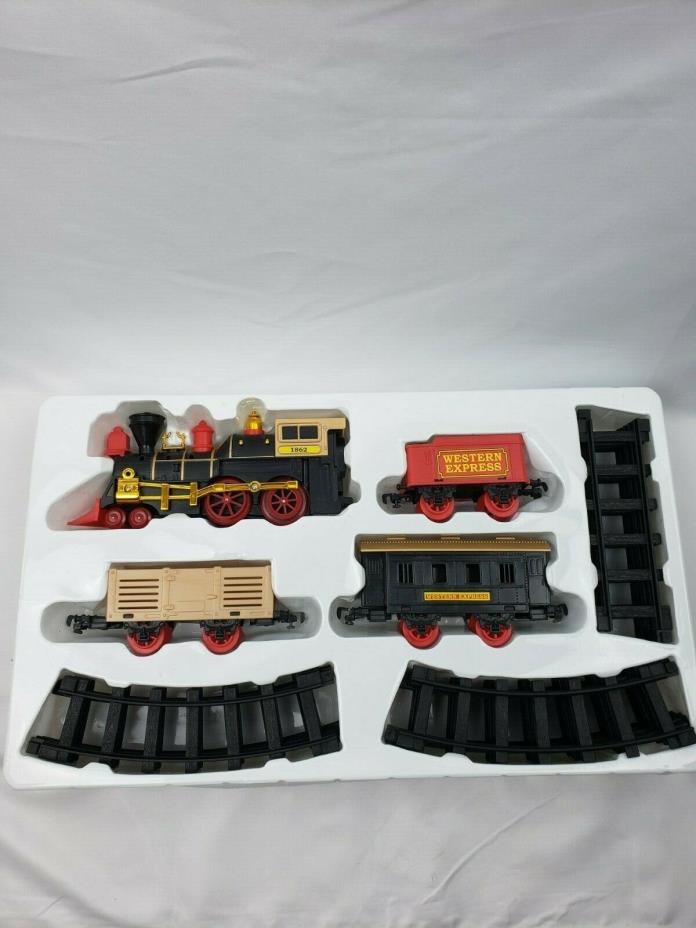 Western Express Train Set     Battery Operated  Mint   Free Shipping