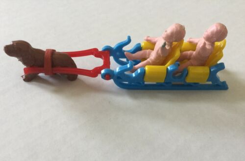 VTG Dollhouse 1950'S ACME THOMAS TOY PLASTIC DOG SLED