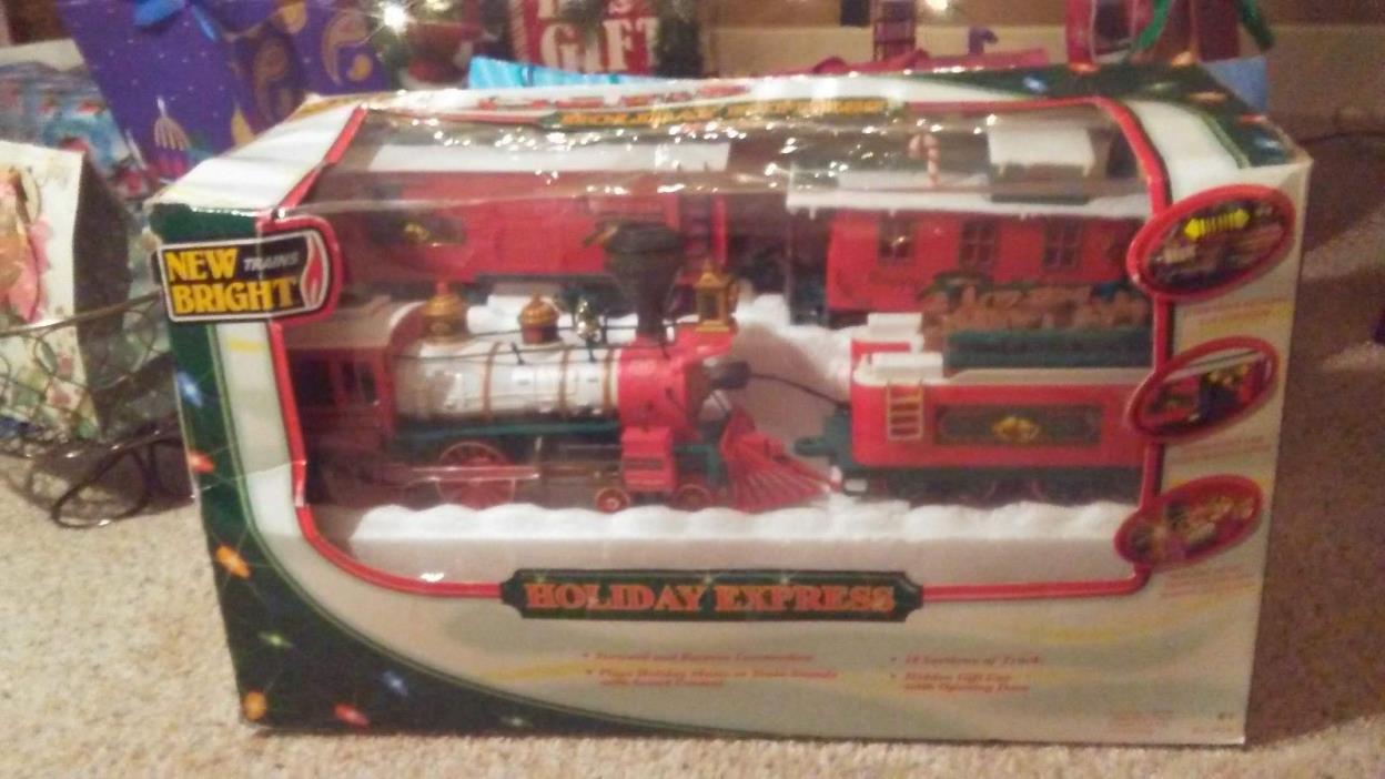 New Bright Holiday Express 1 Engine & 3 Car Train Set  With Music & Train Sounds