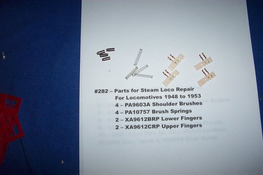 American Flyer Parts - Fingers, Brushes & Springs - 12 pcs. #282